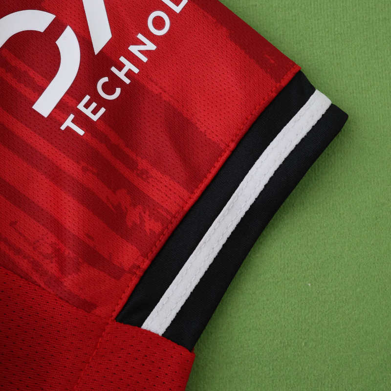 Manchester United Home Jersey 2025/26 - Women